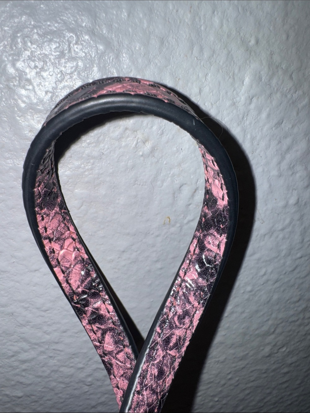 Marc Jacobs Pink and Black Snake-Print Crossbody Bag NWOT - Picture 5 of 6